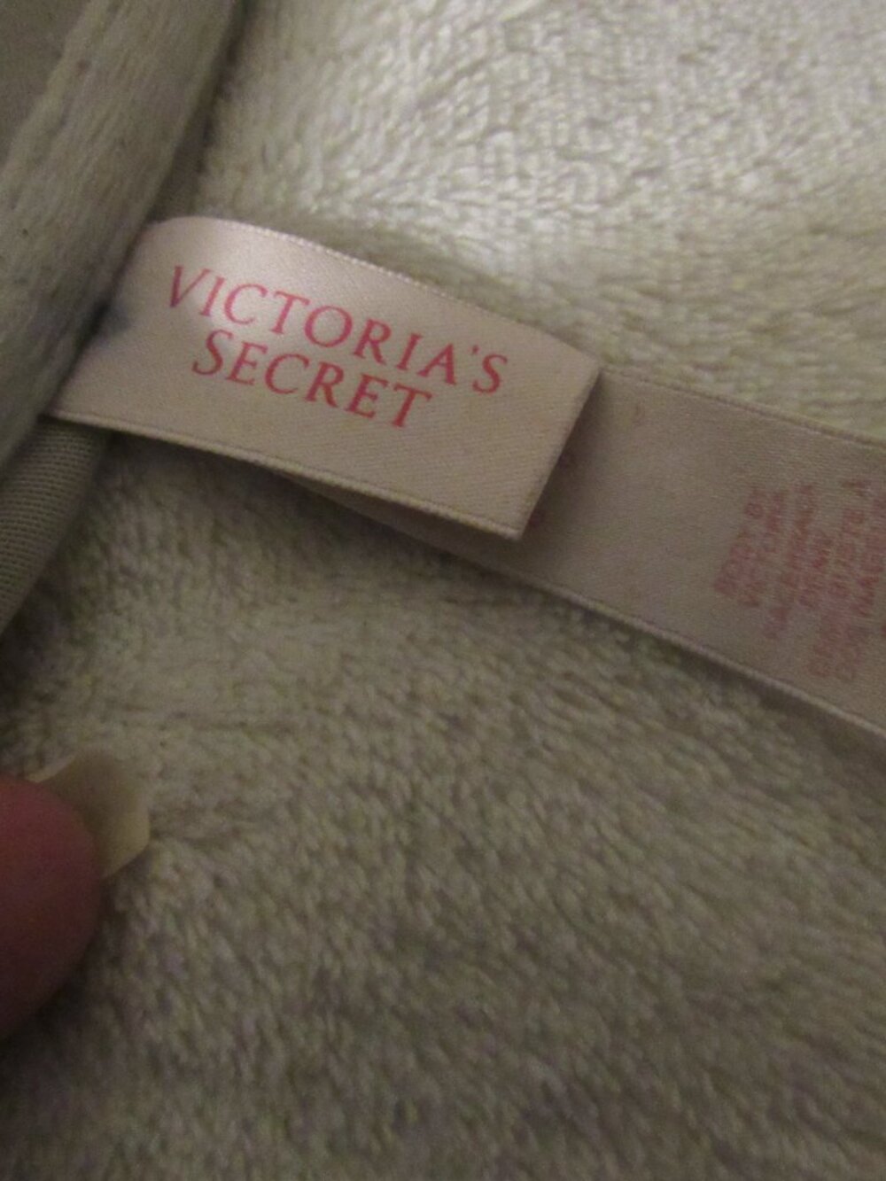 Victoria's Secret Body By Victoria Racerback Demi Size 34D USED - Picture 4 of 4